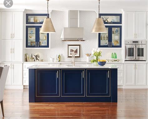 304 271 просмотр • 20 авг. Pin by kirsten Schiffler on house ideas | Blue kitchen ...