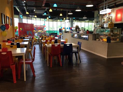 Doubling as a café, parents can sip on coffee and munch on desserts whilst watching over the kids or. Super Simple SAHM: Blokke @ Citta Mall, Ara Damansara