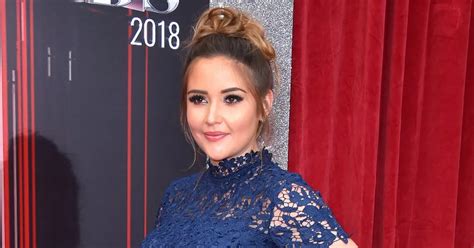 Jacqueline Jossa Hits Back After Shes Fat Shamed Over Sexy Photos Mirror Online