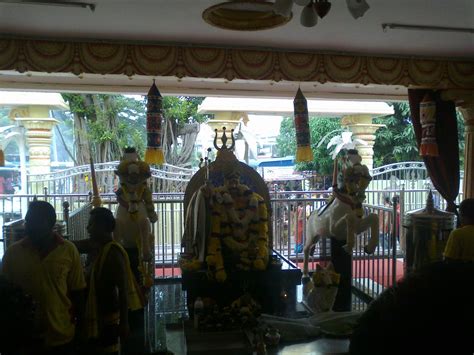 Goat sacrificing ceremony in sri muniswerar temple, jalan baru, butterworth, pulau pinang. The Divine Places: Sri Muniswarar Temple Jalan Baru Penang ...