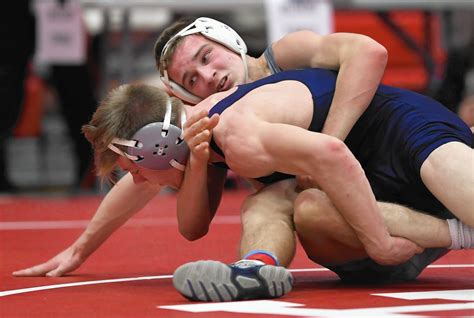 Stevensons Eric Carter Clamps Down In Final High School Wrestling