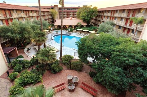 Discount Coupon For Embassy Suites Phoenix Airport At 24th Street In
