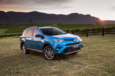 Find your inspiration from four distinct versions — the premium limited, rugged adventure grade, exhilarating xse hybrid or the specially tuned trd. 2016 Toyota RAV4 pricing and specifications - photos ...