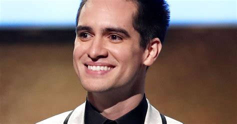 Panic At The Discos Brendon Urie Comes Out As Pansexual