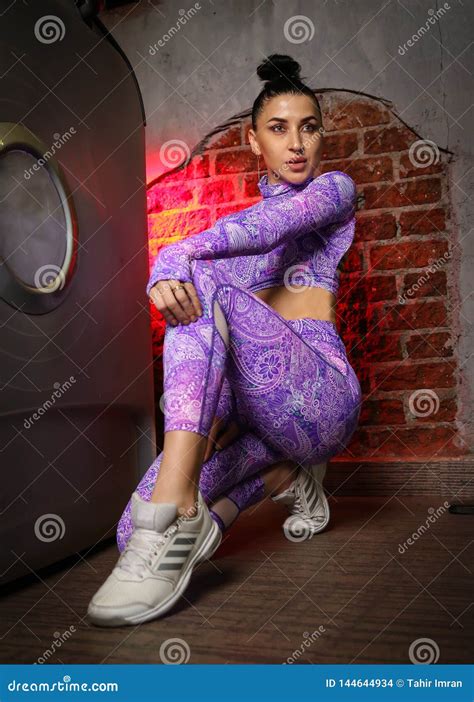 Fitness Model Shoot In Gym Editorial Stock Image Image Of Model 144644934