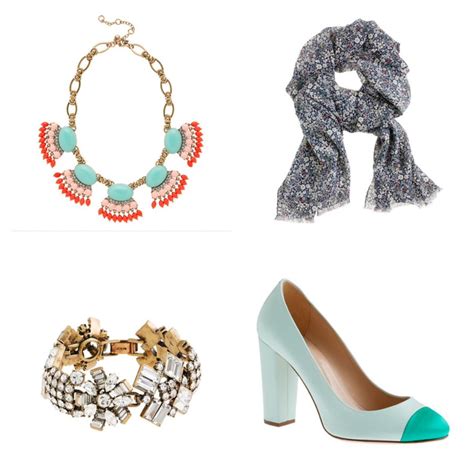 Latest Celebrity Accessories Trends For