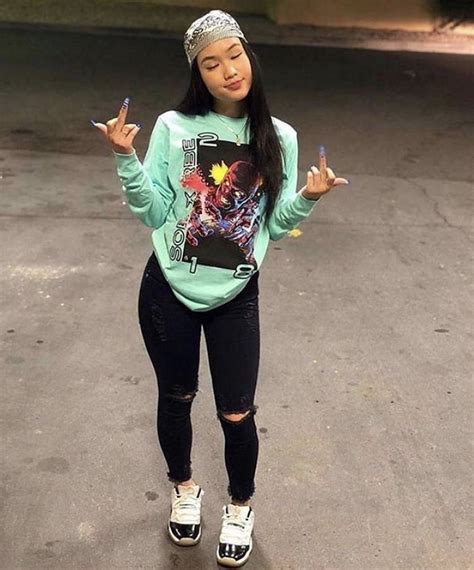 Especially if your 13 year old doesn't need any more electronics or video games. Pin by 𝐁𝐚𝐝𝐋𝐢𝐥𝐁𝐢𝐡 on ;Fits (With images) | Black girl ...