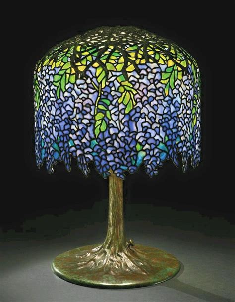 WISTERIA STAINED GLASS LAMP LOUIS COMFORT TIFFANY 1905 Tiffany Lamp