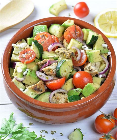 Reviewer lutzflcat added red bell pepper and red onion (pictured) for extra color and flavor. Healthy Chicken and Avocado Salad - OMG Chocolate Desserts