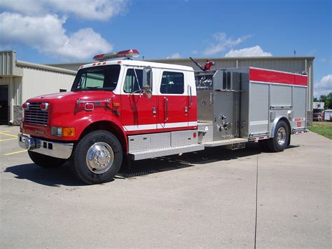 2000 Ihc 4900 4 Dr E One Pumper Jons Mid America