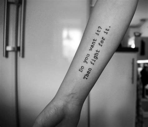 17x Tattoos Met Een Inspirerende Tekst Tatoeage Inspiratie Tekst