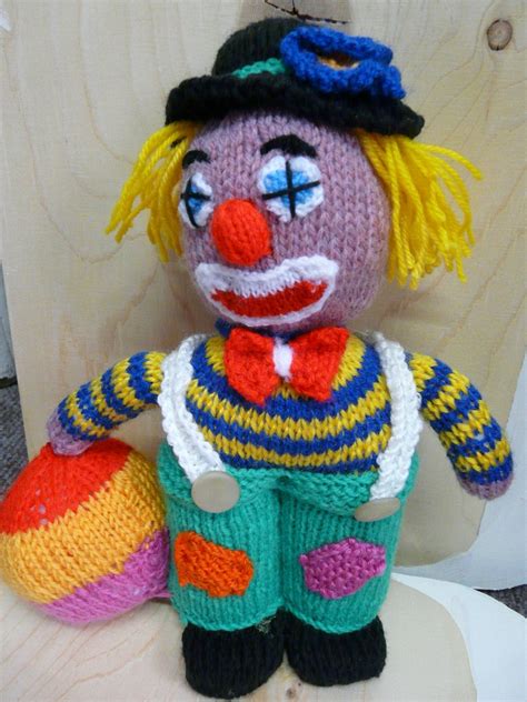 Hand Knitted Clown By Wiltshirescrapstore On Etsy Crochet Personnages 3 D