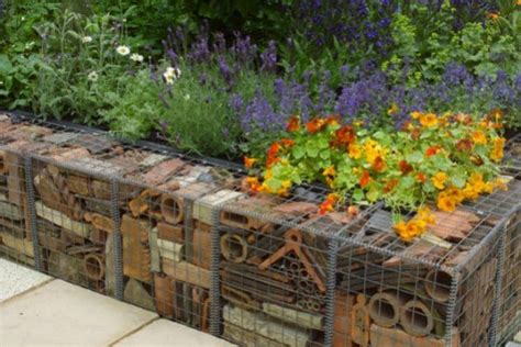 How much does it cost to build a garden wall? Garden Retaining Wall Ideas United Kingdom 24