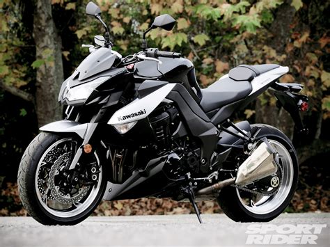 Kawasaki Z 1000 Pics Specs And List Of Seriess By Year