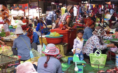 An Educational Trip Around Battambangs Central Market Roving Jay