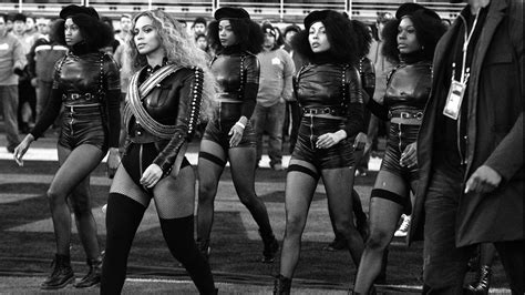 Beyoncés Dancers Slay In Black Panther Outfits During Super Bowl