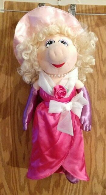 The Muppets Miss Piggy Pink Evening Gown Vintage 20 Inch Plush Doll By