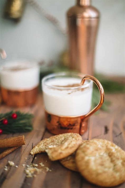 There's just something about a cocktail with fresh cranberries inside that screams holidays for me! Santa Claus Nightcap: A cookie milk whiskey cocktail | Recipe | Cocktail recipes for a crowd ...