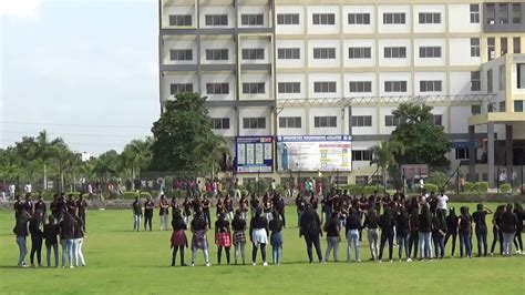 Flash Mob Dance Fest Best Flash Mob Ever Part Sphoorthy Engineering College Hyderabad