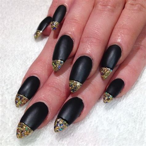Matte Black Claws With Gold Glitter Bullet Tips Hey Nice Nails