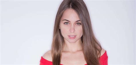 Riley Reid Becomes The Latest Vixen Angel Official Blog