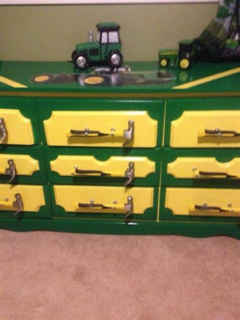 Based on your space find desks, chairs and tables to fit your needs. Pin on All Things John Deere