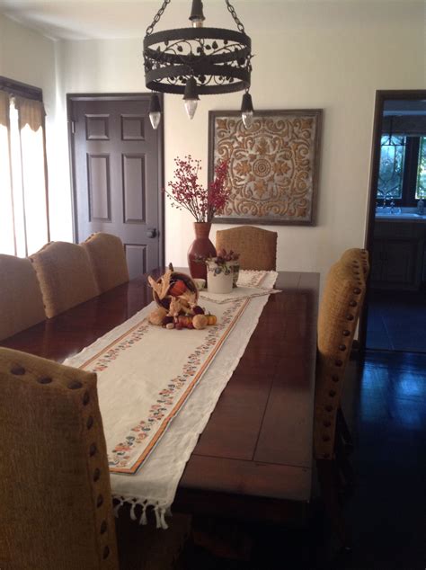 A hook rack is ideal if you have plenty of wall space, while a set of individual wall hooks can give you the flexibility you need to customize your space. Dining room | Decor, Home decor, Entryway tables