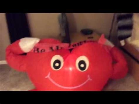 Inflatable heart Valentine's Day inflatable - YouTube