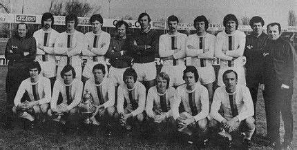 Dit is een lijst van huidige en voormalige spelers van fc groningen, met inbegrip van spelers van gvav, de voorganger van fc groningen. ADO Den Haag (jaartal: 1975) - Foto's SERC