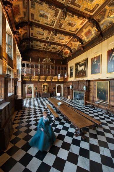 Like Many 17th Century Stately Homes The Marble Hall Of Hatfield House