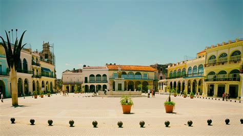 La Plaza Vieja Que Fue Y Es Nueva Blog De Viaje Por Cuba