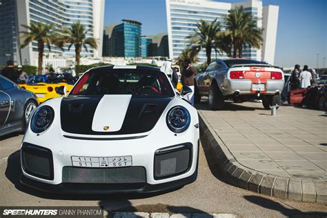 Cars & Coffee, Saudi Arabian Style - Speedhunters
