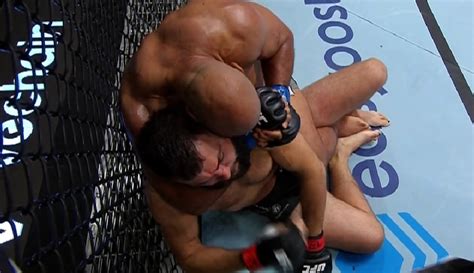 Ufc Fn 213 Video Marcos Rogerio De Lima Submits Andrei Arlovski Early