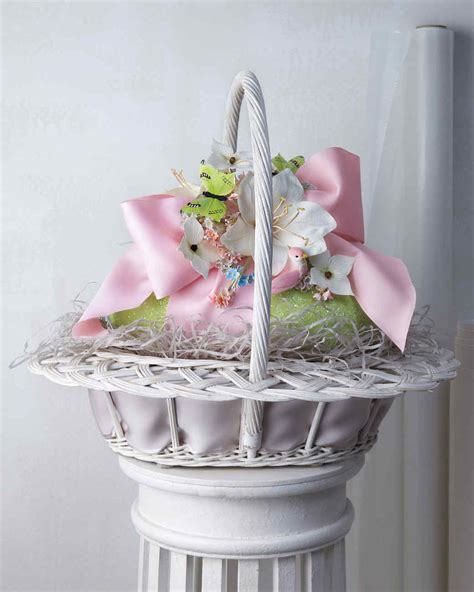 See The Stunning Easter Baskets Kevin Sharkey Makes For
