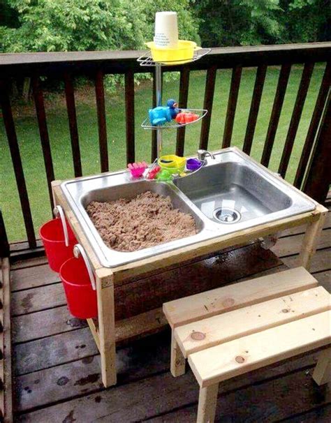 10 Pallet Ideas For Kids To Tryout This Year 99 Pallets