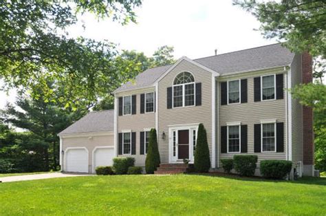 74 Christie Murphy Dr Stoughton Ma 02072 Mls 71104170 Redfin