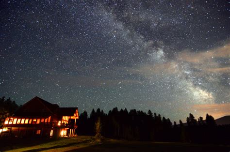 Unbelievable Photos Of Montana At Night