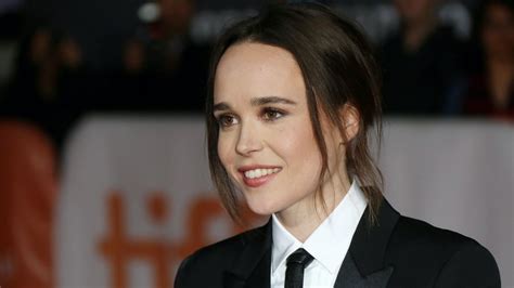 Elliot page is comfortable in his skin. Elliot Page, la star de « Juno » et « Umbrella Academy ...