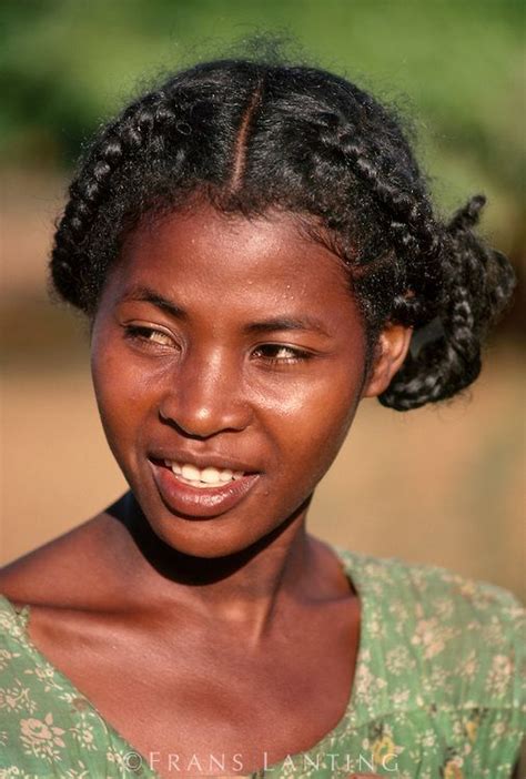 Beautiful Woman Of Madagascar Black Is Beautiful Beautiful People Pretty People African