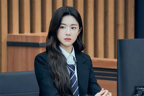 Sukses Di Law School Go Yoon Jung Dikabarkan Gabung Di Drama Jo In