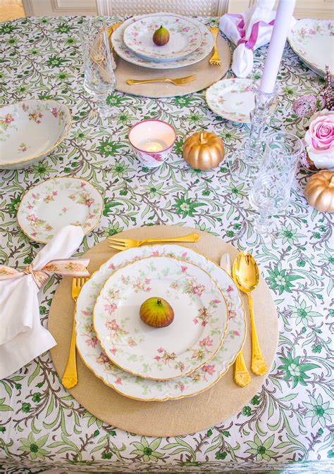 Pink And Green Fall Table Pender And Peony A Southern Blog
