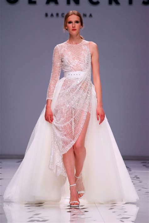 Here Are Naked Wedding Dresses For Edgy Brides To Try Out As Seen On Runways This Year So