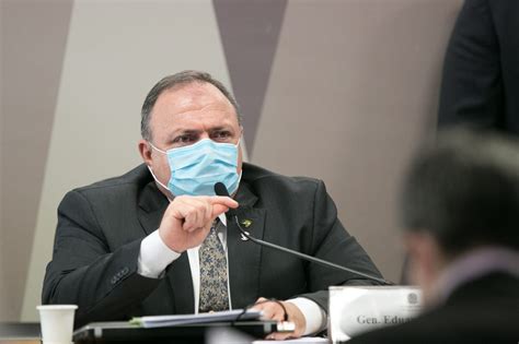 Médico, líder do psd no senado federal. Otto Alencar a Pazuello: "Não poderia ser ministro da Saúde"