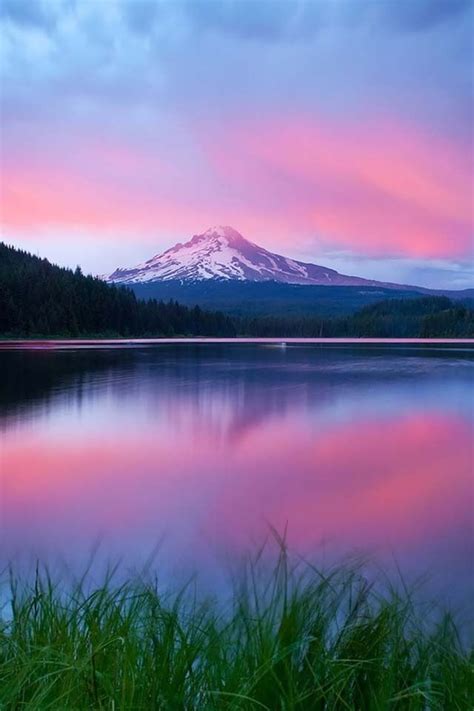 Pink Mountain Sunset Mountains And Lakes Pinterest Mountain