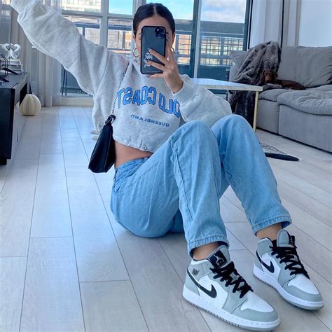 Buy Best Outfits For Jordan 1 In Stock