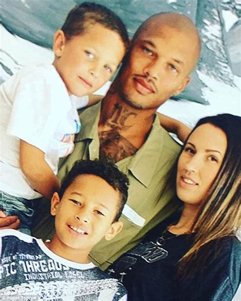 Chloe Green And Jeremy Meeks Continue To Flaunt Romance Daily Mail Online