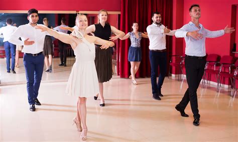 Sunday 700 Pm Beginners Level 1 Ballroom And Latin American Course