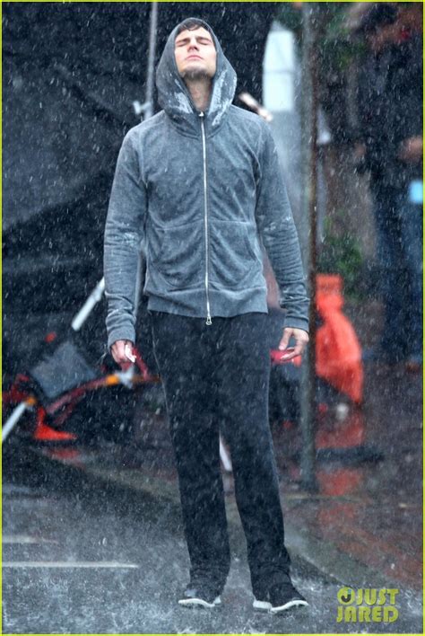 Jamie Dornan Runs In The Rain For Fifty Shades Of Grey Photo