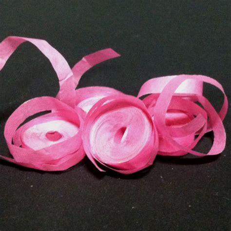 25 Foot Large Streamers Pink