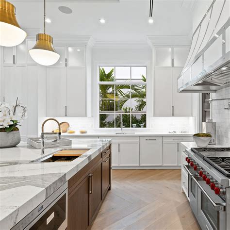 Click to see our best video content. Glamorous Wood-and-White Kitchen and Bar Spaces ...